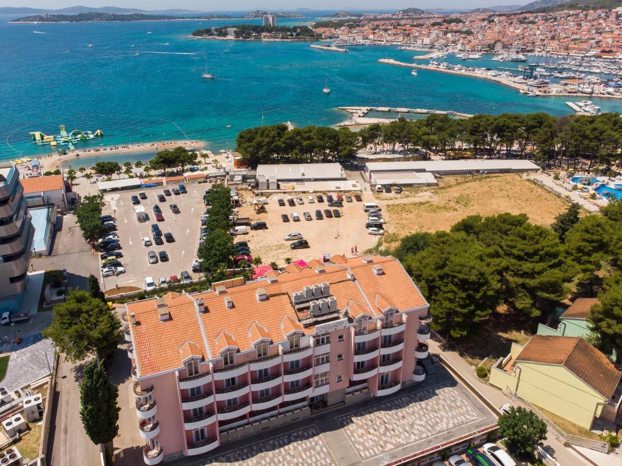 Hotel Miramare Vodice Luaran gambar
